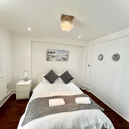 Canary Wharf Holiday Rooms London Ngoại thất bức ảnh