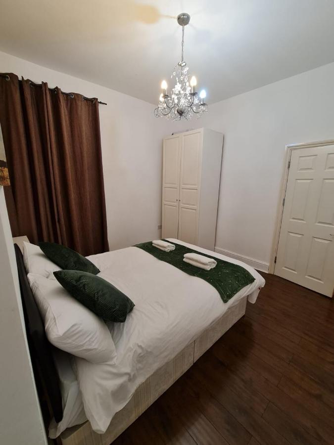 Canary Wharf Holiday Rooms London Ngoại thất bức ảnh